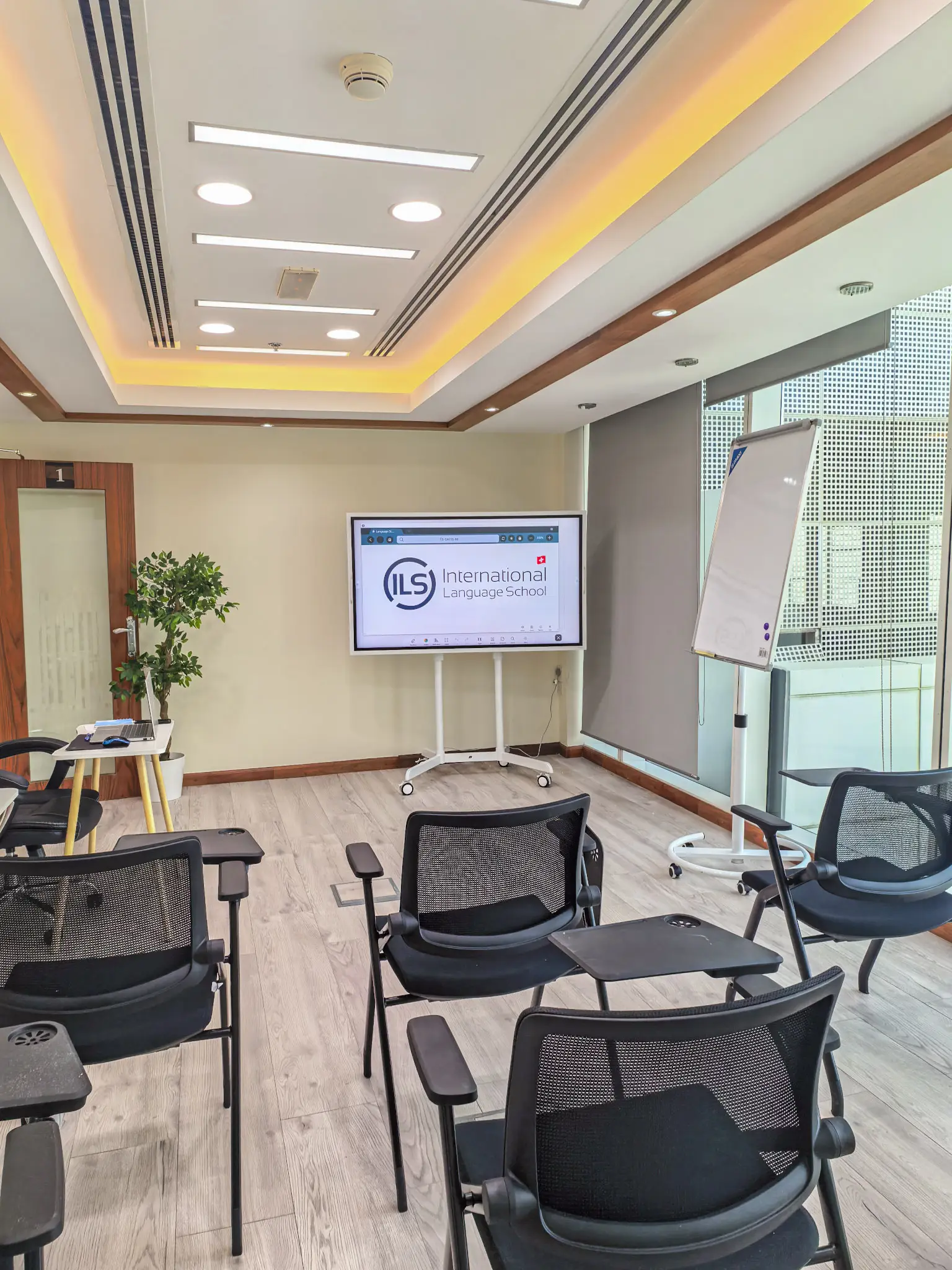 ils-swiss-dubai branch-picture (2)